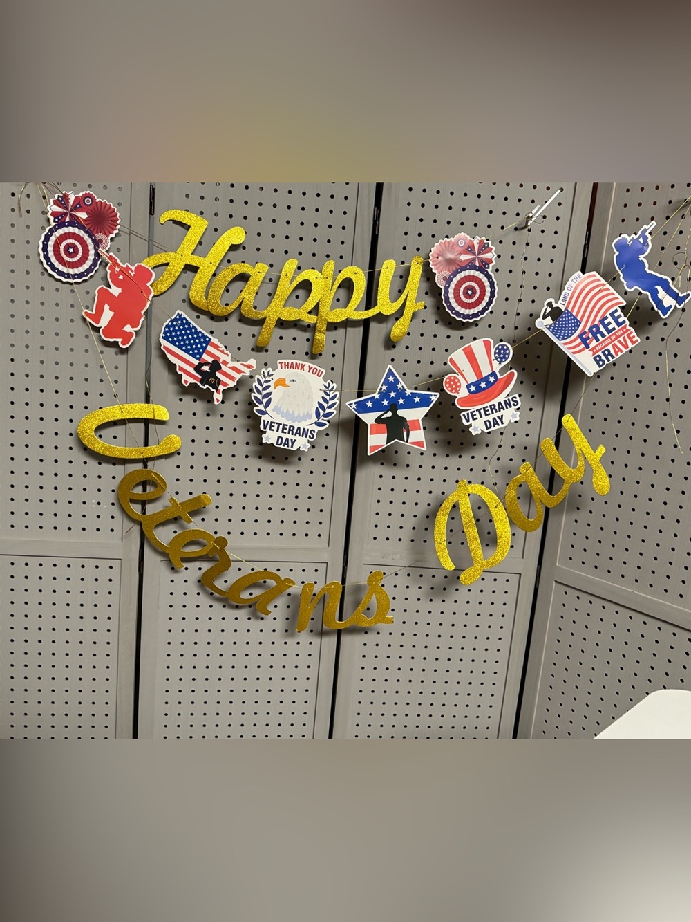 Veterans Day Gold Glitter Banner and Patriotic Garland